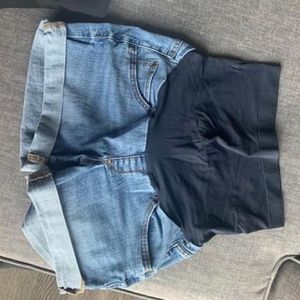 A-Glow Maternity shorts